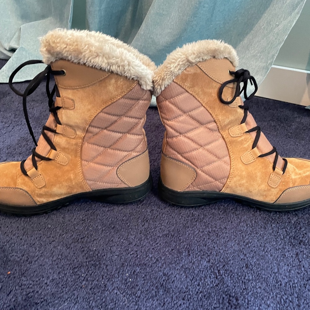 Columbia boots